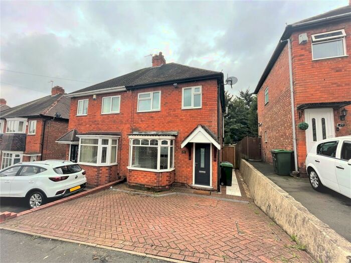3 Bedroom Semi Detached House To Rent In Tower Road, Tividale, Oldbury, B69