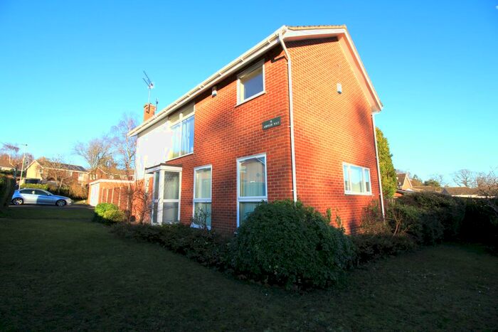 4 Bedroom Detached House To Rent In Abinger Way, Norwich, NR4