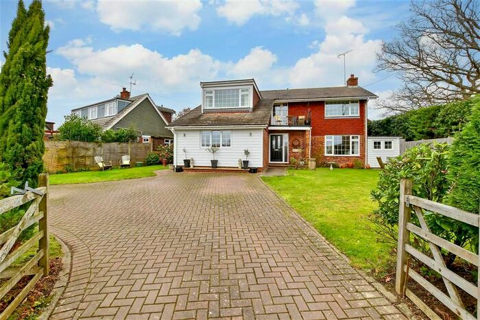 4 Bedroom Detached House For Sale In Shoreham Lane, St. Michaels, Tenterden, Kent, TN30