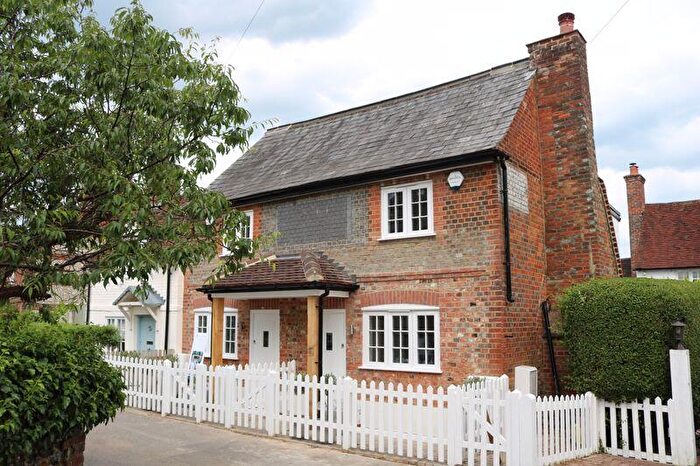 2 Bedroom Character Property To Rent In Elm Road, Penn - New Tenancy From Early May, HP10