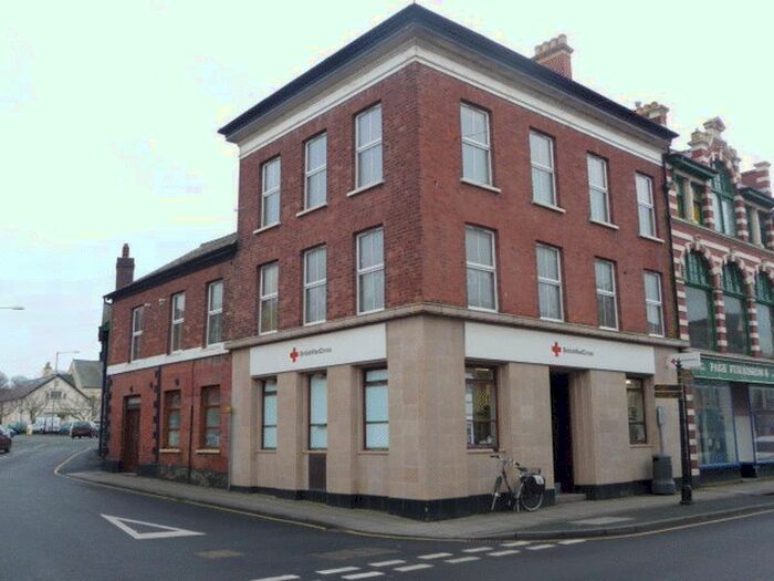 2 Bedroom Flat To Rent In High Street, Tywyn, LL36