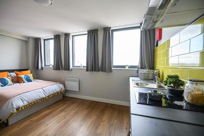 Studio To Rent In Queen Street, Sheffield, S1