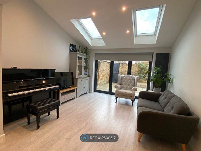 5 Bedroom End Terrace House To Rent In Staffordshire Street, Cambridge, CB1