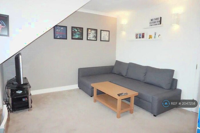 2 Bedroom Flat To Rent In Holburn Street, Aberdeen, AB10