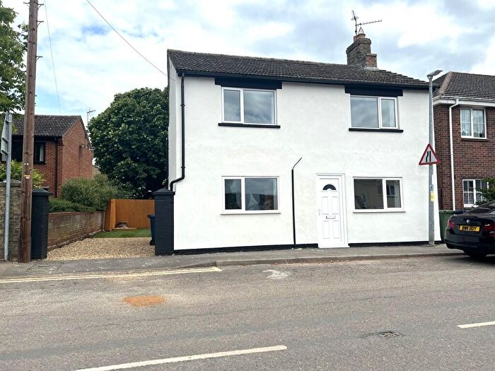 3 Bedroom Detached House For Sale In High Street, Benwick, March, PE15