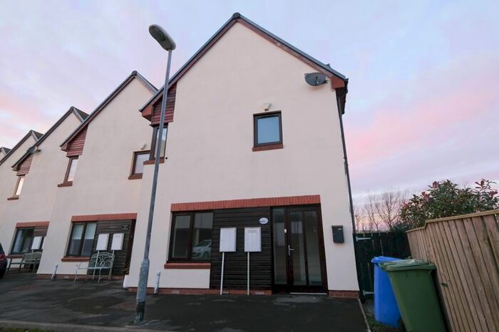 4 Bedroom End Of Terrace House To Rent In Turner Street, Amble, Morpeth, NE65