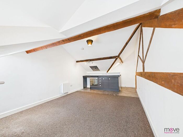 1 Bedroom Flat To Rent In Victoria Road, Park Field Victoria Road, WR14