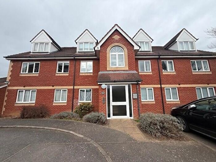 2 Bedroom Flat To Rent In Peterhouse Close, Peterborough, PE3