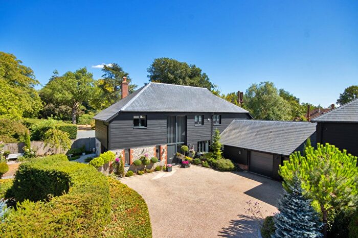 4 Bedroom Detached House For Sale In Yaldham Manor Drive, Kemsing, Sevenoaks, Kent, TN15