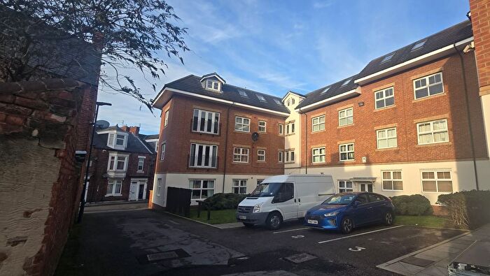 2 Bedroom Flat For Sale In Rekendyke Mews, Laygate, South Shields, Tyne Amp; Wear, NE33