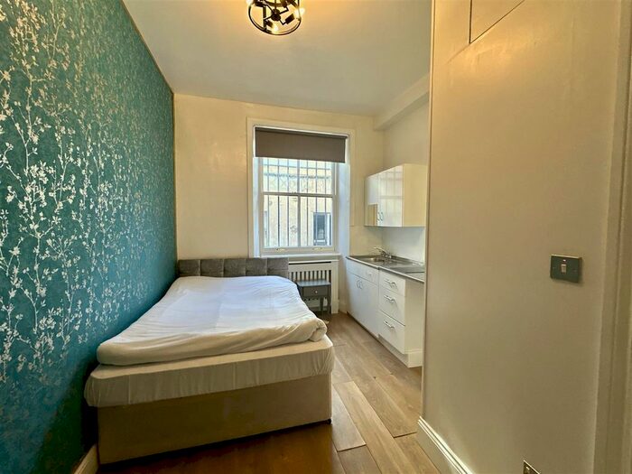 Studio To Rent In Castletown Road, London, W14