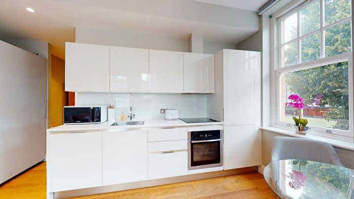 1 Bedroom Flat To Rent In Lisson Street, London, NW1