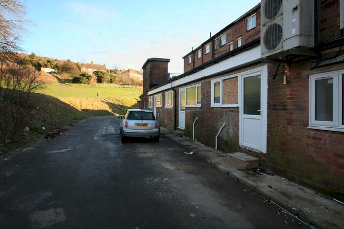 2 Bedroom Flat To Rent In Sheridan Road, Dover, CT16