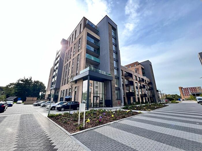 2 Bedroom Flat To Rent In Edinburgh House, Edinburgh Gate, Harlow, CM20