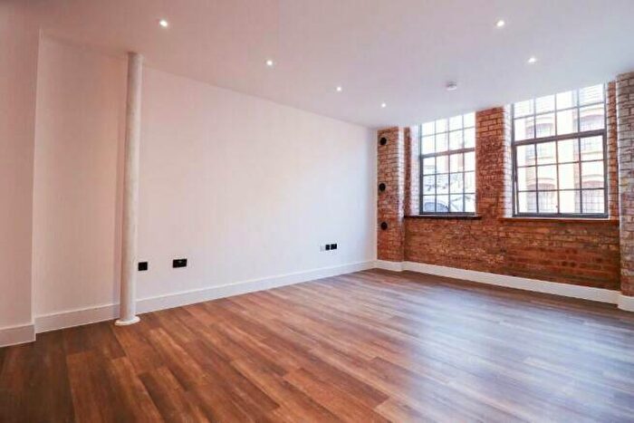 1 Bedroom Apartment To Rent In Dunster Street, Northampton, NN1