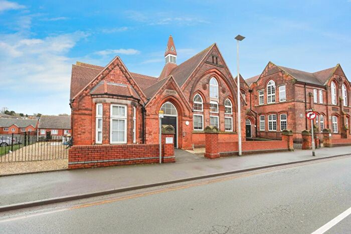 1 Bedroom Flat For Sale In Crocketts Lane, Smethwick, West Midlands, B66