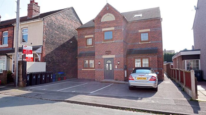 1 Bedroom Flat To Rent In Heaton Court, Heaton Terrace, Porthill, ST5