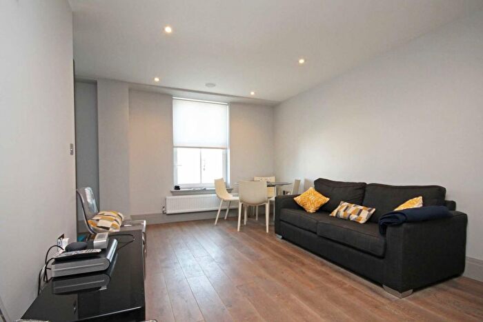 1 Bedroom Flat To Rent In Fulham Road, Fulham, London, SW6