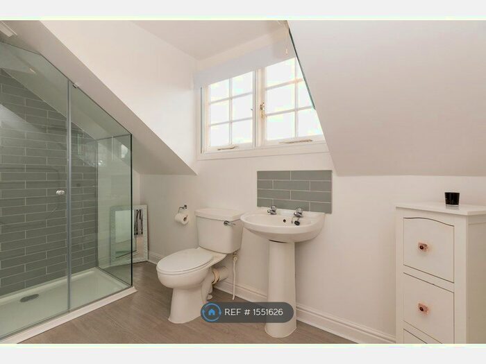 1 Bedroom Flat To Rent In Leam Terrace, Leamington Spa, CV31