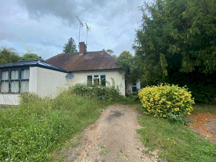 1 Bedroom Bungalow For Sale In Briar Cottage, Wonston, Sutton Scotney, Winchester, Hampshire, SO21