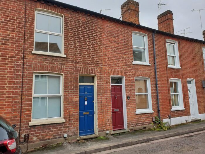 2 Bedroom House To Rent In Southside, HP20