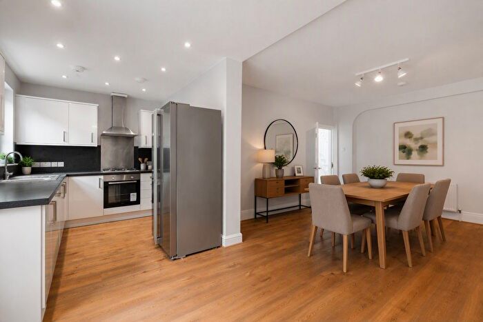 4 Bedroom Terraced House To Rent In Aberdeen Road, Dudden Hill, NW10