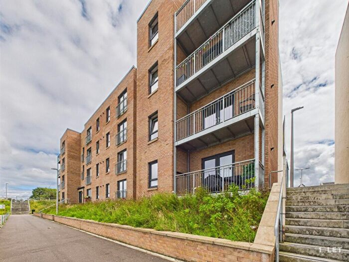 2 Bedroom Flat To Rent In Canal View, Winchburgh, West Lothian, EH52
