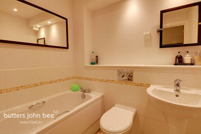 2 Bedroom Apartment For Sale In Sleepers Point, Nantwich, CW5