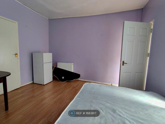 1 Bedroom Flat To Rent In Cedar Road, Leicester, LE2