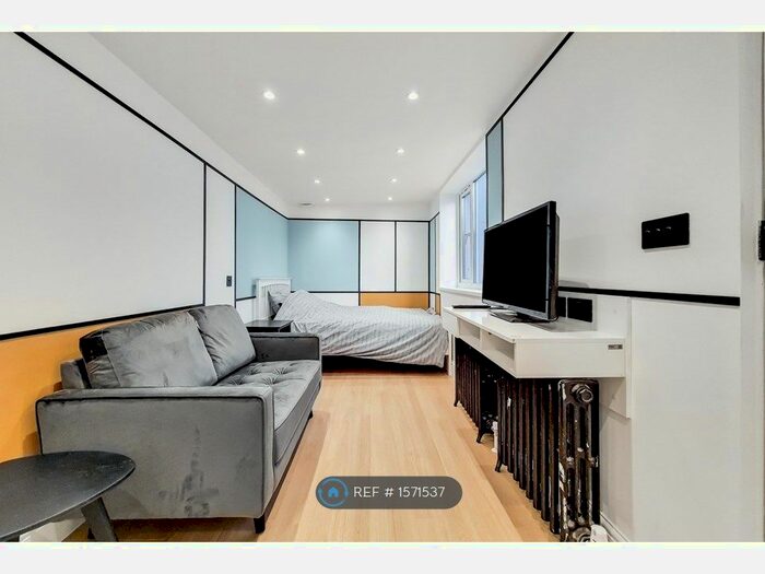 Studio To Rent In Westbourne Terrace, London, W2