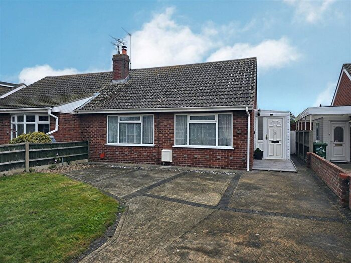 2 Bedroom Semi-detached Bungalow For Sale In Queensway, Caister-On-Sea, NR30