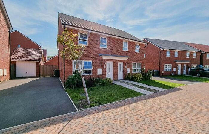 3 Bedroom Semi Detached House To Rent In Lapwing Place, Coventry, CV4