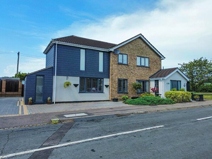 4 Bedroom Detached House For Sale In Hardwick Close, Shefford, SG17