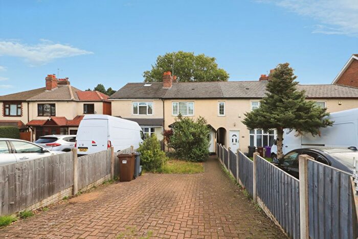 3 Bedroom Terraced House For Sale In Birmingham New Road, Bilston, West Midlands, WV14