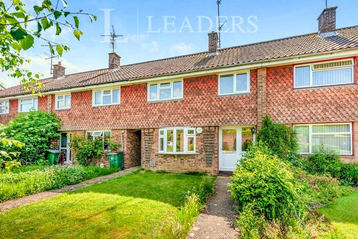 3 Bedroom Terraced House To Rent In Hamilton Road, Horsham, RH12