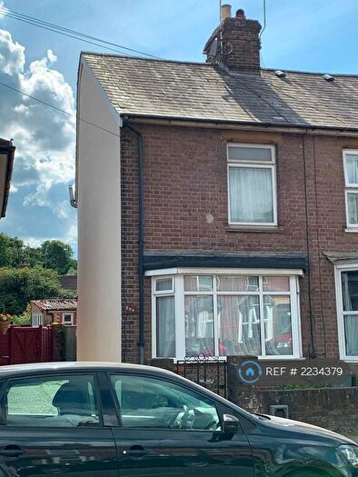 2 Bedroom End Of Terrace House To Rent In Bellingdon Road, Chesham, HP5