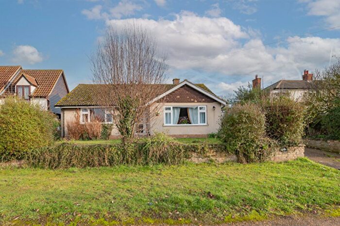 2 Bedroom Detached Bungalow For Sale In Church Street, Tempsford, Sandy, Bedfordshire, SG19