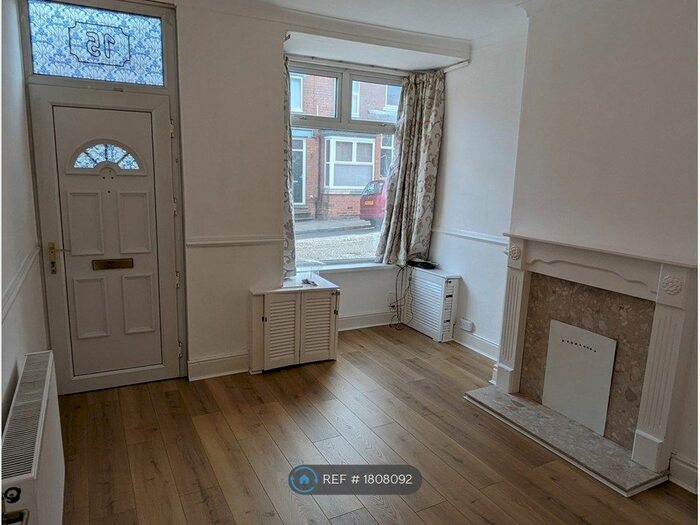 2 Bedroom Terraced House To Rent In Kitchener Road, Birmingham, B29