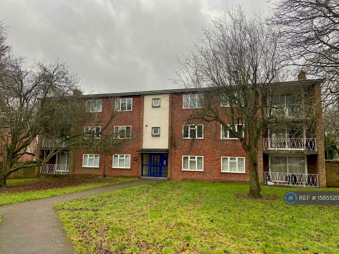 2 Bedroom Flat To Rent In Crown Way, Leamington Spa, CV32