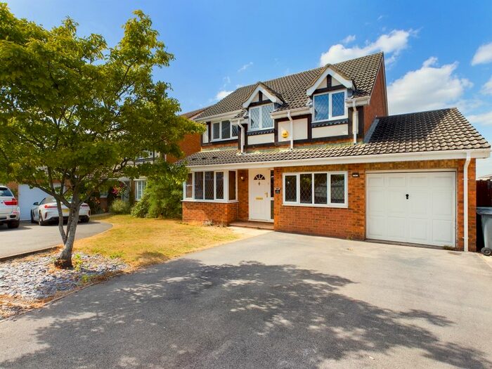 4 Bedroom Detached House To Rent In Belmont Heights, Hatch Warren, Basingstoke, RG22
