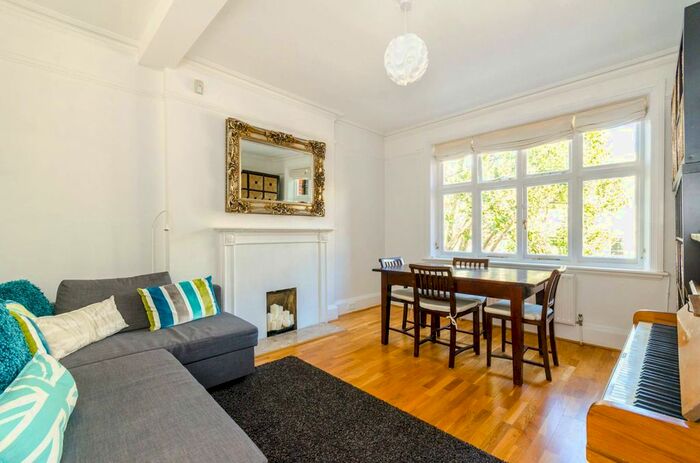 2 Bedroom Flat To Rent In Randolph Avenue, Maida Vale, London, W9