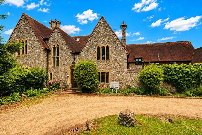2 Bedroom Apartment For Sale In Wycombe Road, Prestwood, Great Missenden, Buckinghamshire, HP16