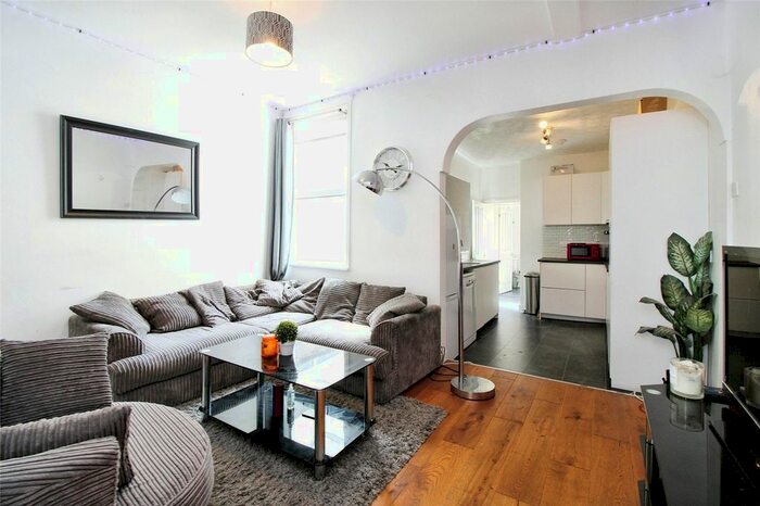 3 Bedroom Terraced House To Rent In Reginald Road, Southsea, Hampshire, PO4