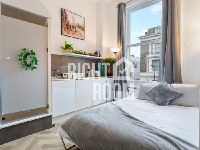 Studio To Rent In Studio Flat, Cobden Avenue, Southampton, SO18