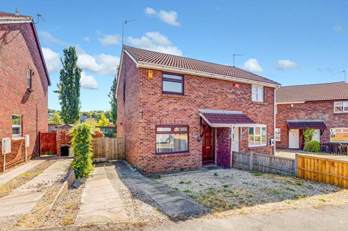 3 Bedroom Semi-Detached House For Sale In Finsbury Road, Arnold, NG5