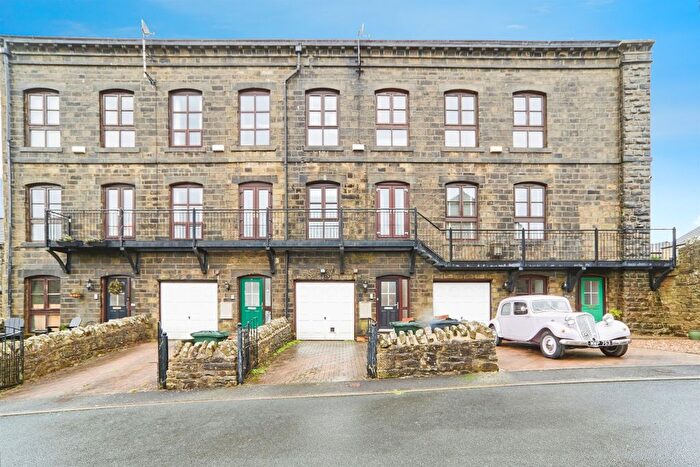 3 Bedroom Terraced House For Sale In Melton Mews, Haworth, Keighley, BD22