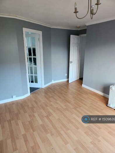 1 Bedroom Flat To Rent In Castle Avenue, Carronshore, Falkirk, FK2
