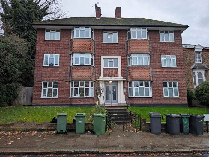 2 Bedroom Flat For Sale In Thurleigh House, Thurlow Park Road, London, Lambeth, SE21