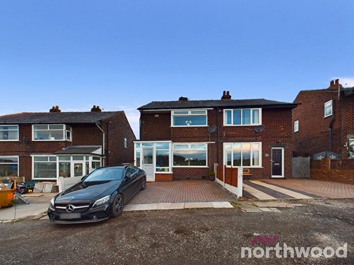 3 Bedroom Semi-Detached House To Rent In High Street, Whelley, Wigan, WN2