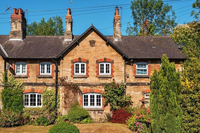 2 Bedroom Cottage For Sale In Markham Cottages, Aberford, Leeds, LS25